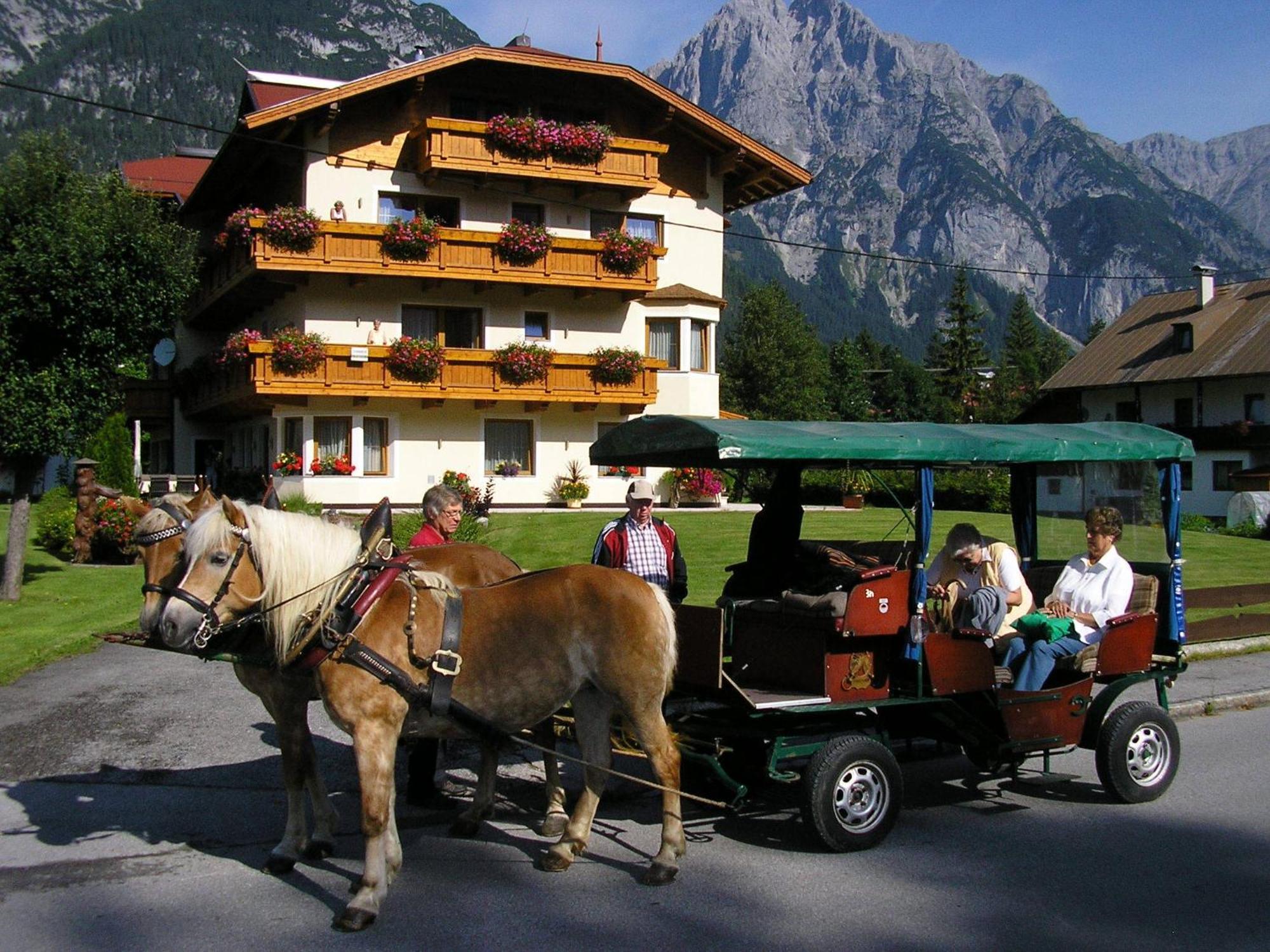 Hotel-Garni Weidacherhof 로이타쉬 외부 사진
