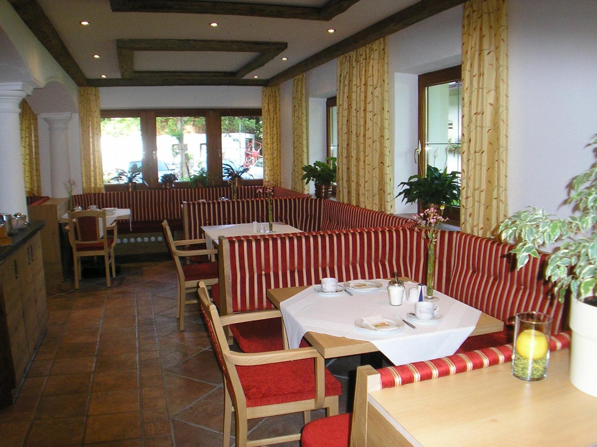 Hotel-Garni Weidacherhof 로이타쉬 외부 사진